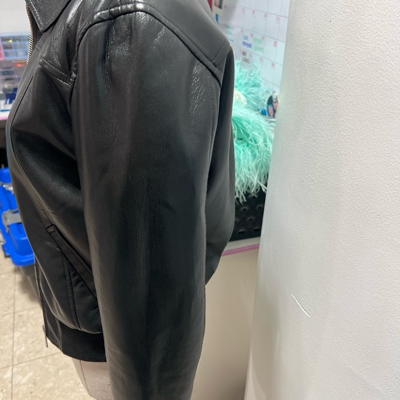 Babaton Arc Bomber - Picture 4 of 7